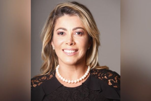 Cláudia Angélica Martinez