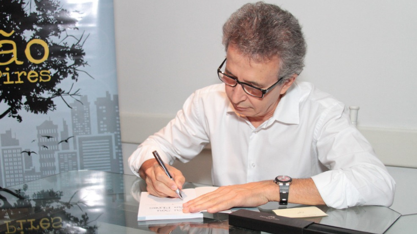 Saiba com Eloizio Gomes Afonso Duraes de que forma o reforço escolar contribui para reduzir a evasão e fortalecer a permanência dos alunos.