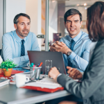 Bráulio Henrique Dias Viana mostra como o propósito se torna o eixo que alinha cultura, estratégia e resultados nas empresas modernas.