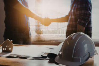 Valderci Malagosini Machado destaca como a industrialização da construção surge como alternativa para enfrentar a escassez de mão de obra no setor.